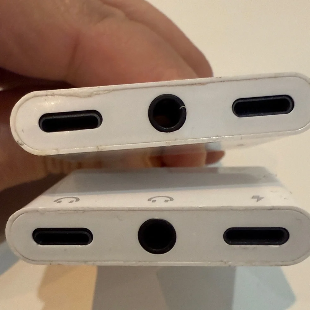 Apple White Dual Lightning Audio Adapter available